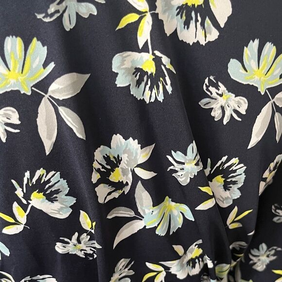 Nanette Lepore Navy and White Floral Robe w Belt - Picture 7 of 9